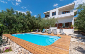 5 Bedroom Lovely Home In Posedarje